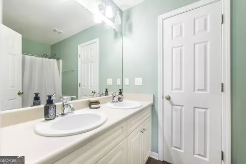 Bath - 113 Eagle Harbor Is, Centerville, GA 31028 photo 5 of 5