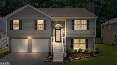 1087 Berkley Dr SE, Smyrna, GA 30082