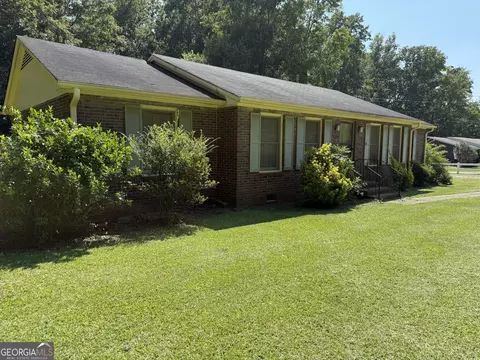 509 Connie Dr, Lagrange, GA 30240