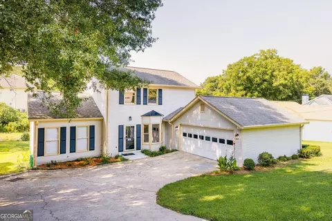 1155 Springway Dr, Gainesville, GA 30501