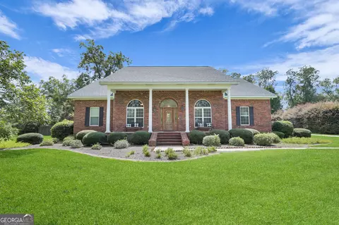 724 W Lane St, Brooklet, GA 30415