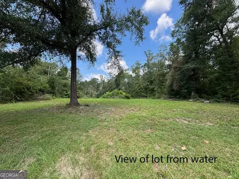 1042 Cadeli, Bartow, GA 30413