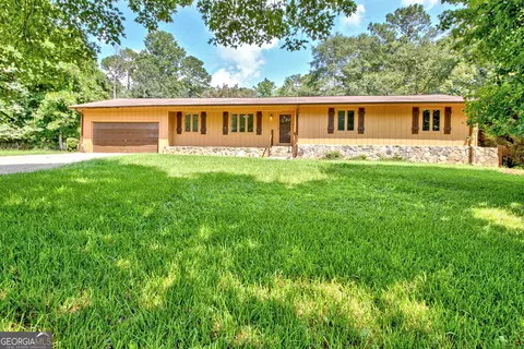 175 Thigpen Rd, Newnan, GA 30263