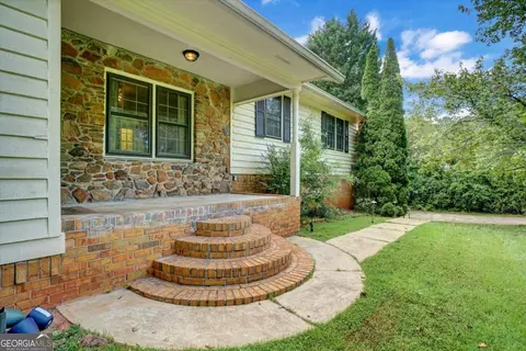2814 Bent Creek Dr NW, Kennesaw, GA 30152
