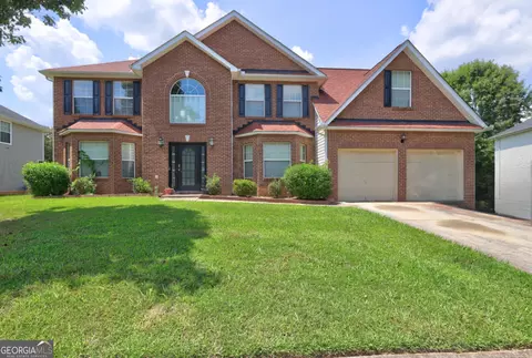 408 Othello Dr, Hampton, GA 30228