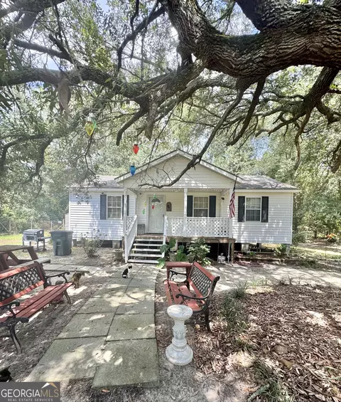 75 Rudolph Rd, Collins, GA 30421