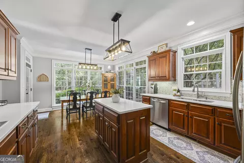 Kitchen - 1041 Spring Creek Dr, Bishop, GA 30621 photo 4 of 4