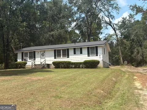254 Country Club Rd, Sylvania, GA 30467