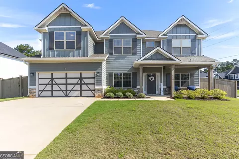 4320 Cornwall Dr, Forsyth, GA 31029