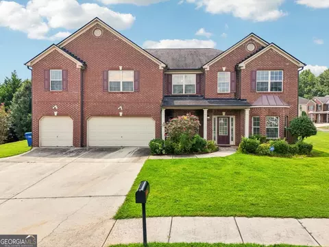 4548 Dawes Cir, Fairburn, GA 30213