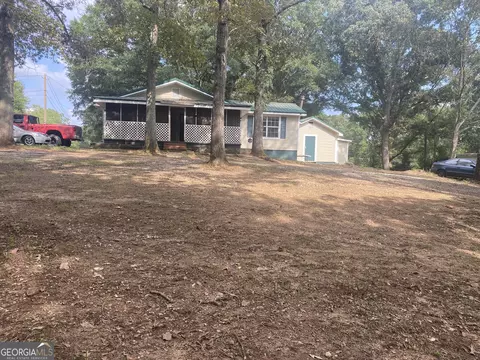 32 Helen Dr, Griffin, GA 30223