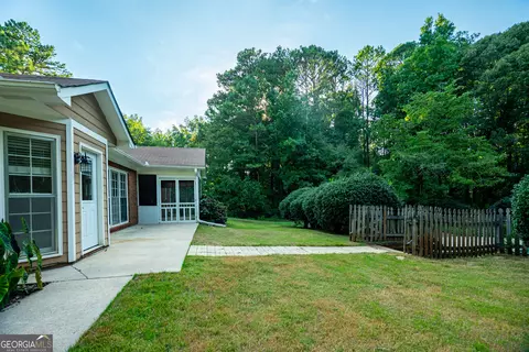 Exterior - 107 Powers Ct, Lagrange, GA 30240 photo 8 of 9
