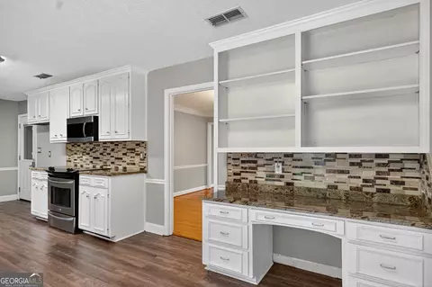 Kitchen - 107 Powers Ct, Lagrange, GA 30240 photo 1 of 3