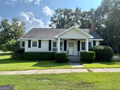 1021 Snow Hill St, Cadwell, GA 31009