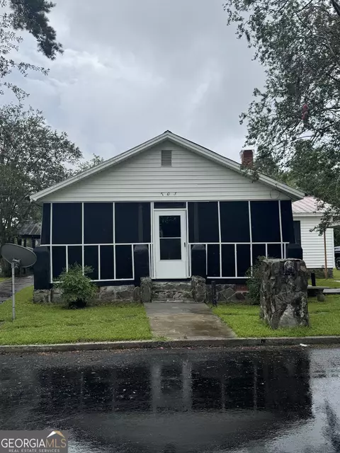 705 Beetree Ave, Nashville, GA 31639