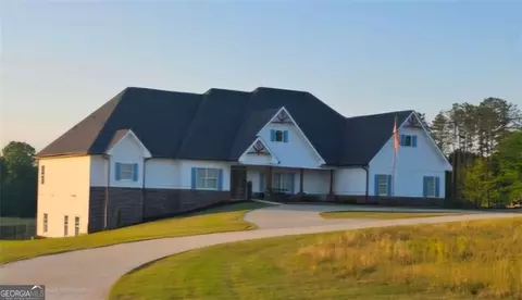 433 Clover Dr, Social Circle, GA 30025