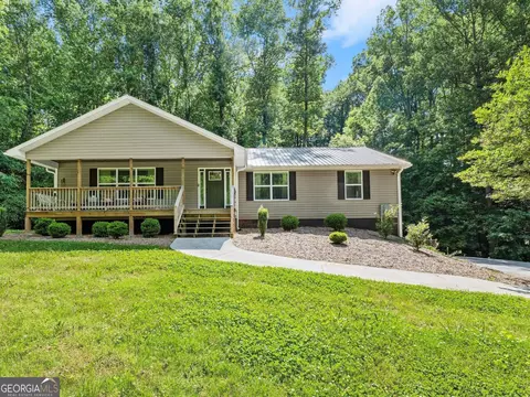 332 Turner Ridge Dr, Cleveland, GA 30528