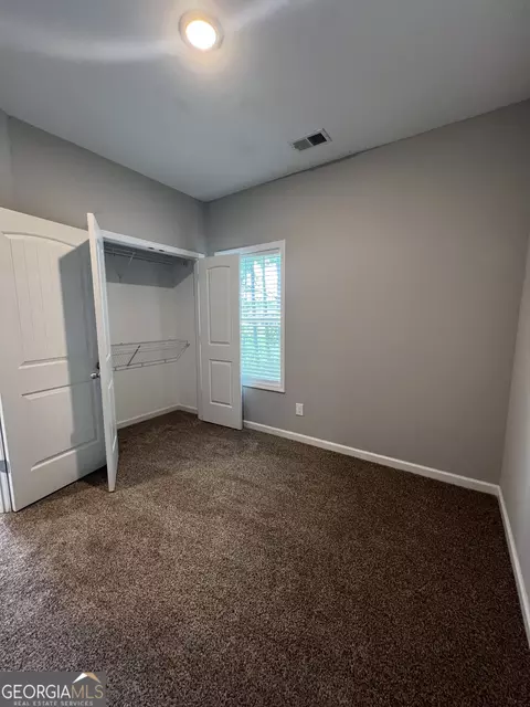 Bedroom - 112 Denali Dr, Calhoun, GA 30701 photo 2 of 2