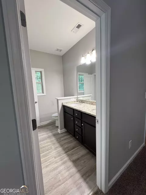 Bath - 112 Denali Dr, Calhoun, GA 30701 photo 2 of 3
