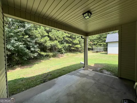 Exterior - 112 Denali Dr, Calhoun, GA 30701 photo 3 of 4