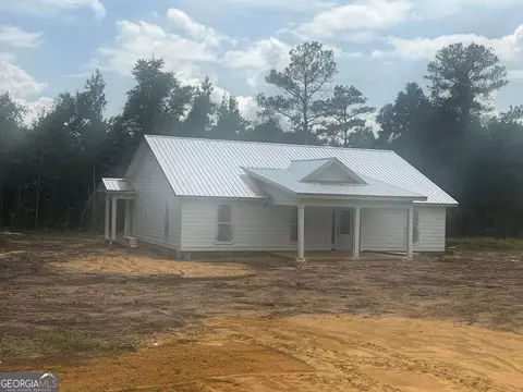 18 Redbreast Rd, Vienna, GA 31092