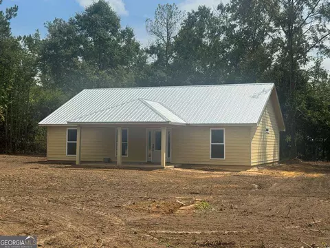182 Redbreast Rd, Vienna, GA 31092