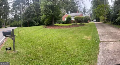241 Lakeside Dr NE, Milledgeville, GA 31061