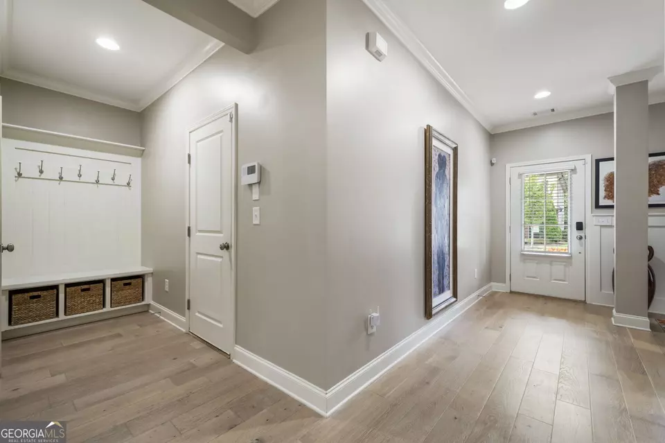 Entry Way - 1883 Weston Ln, Tucker, GA 30084 photo 4 of 9