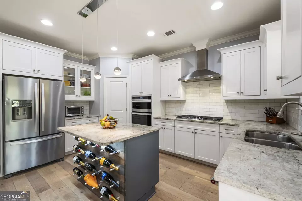 Kitchen - 1883 Weston Ln, Tucker, GA 30084 photo 2 of 7