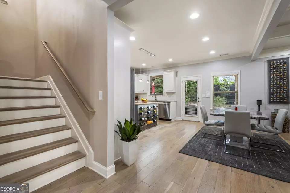 Entry Way - 1883 Weston Ln, Tucker, GA 30084 photo 7 of 9