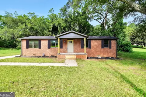 250 Mill St, Barnesville, GA 30204