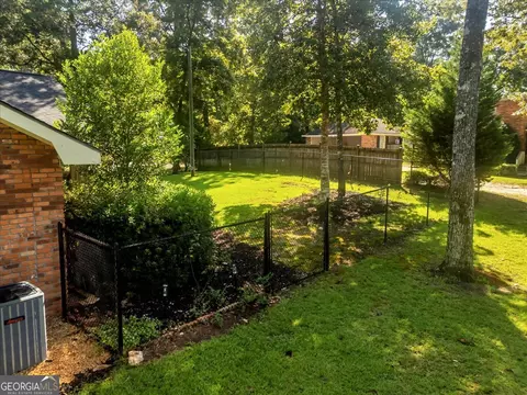 Exterior - 254 Trinity Rd, Dublin, GA 31021 photo 16 of 16