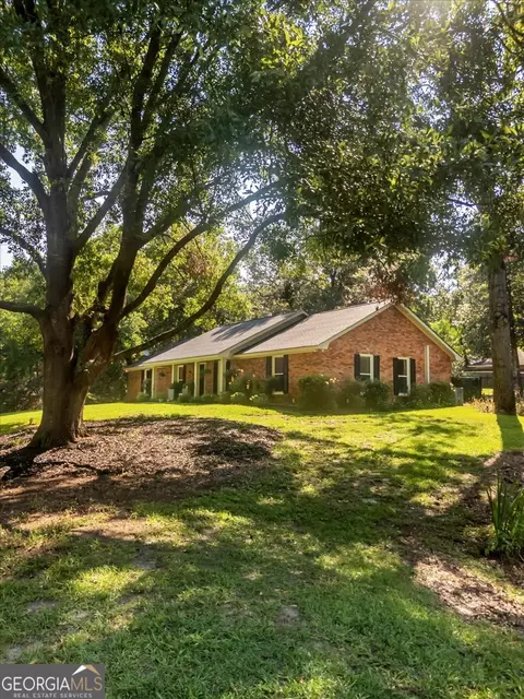Exterior - 254 Trinity Rd, Dublin, GA 31021 photo 4 of 16