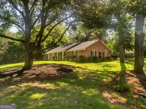 Exterior - 254 Trinity Rd, Dublin, GA 31021 photo 5 of 16