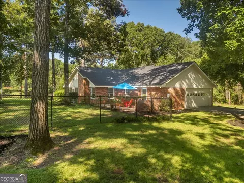 Exterior - 254 Trinity Rd, Dublin, GA 31021 photo 12 of 16