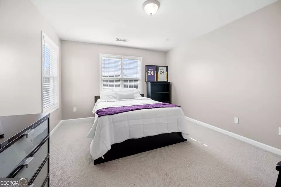 Bedroom - 3660 Lake Pass Ln, Suwanee, GA 30024 photo 2 of 5