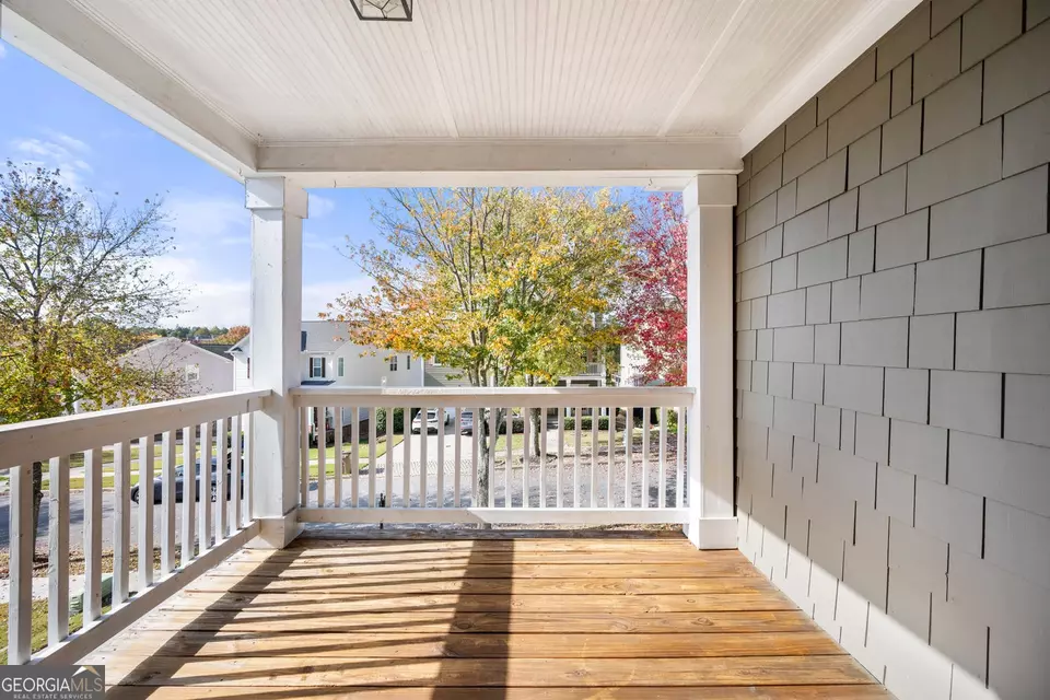 Exterior - 3660 Lake Pass Ln, Suwanee, GA 30024 photo 7 of 8
