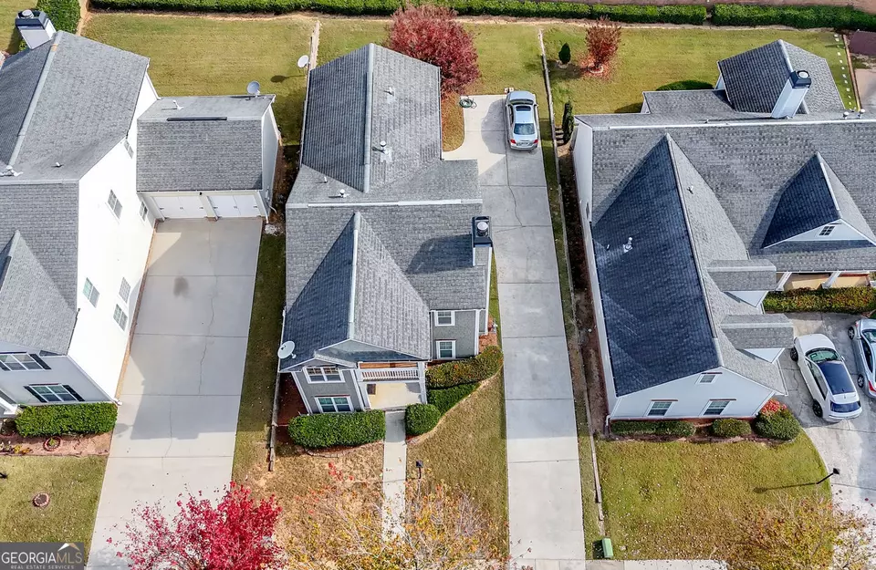 View/Area - 3660 Lake Pass Ln, Suwanee, GA 30024 photo 2 of 6