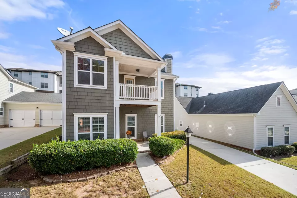 Exterior - 3660 Lake Pass Ln, Suwanee, GA 30024 photo 3 of 8