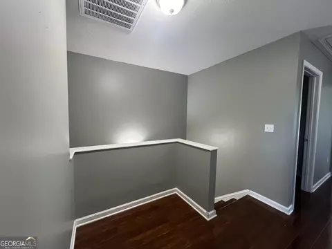 Entry Way - 304 Baileys Way, Lagrange, GA 30241 photo 5 of 6