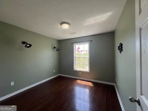 Bedroom - 304 Baileys Way, Lagrange, GA 30241 photo 3 of 4