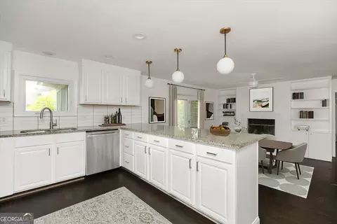 1018 N Davis Dr, Perry, GA 31069 photo 11