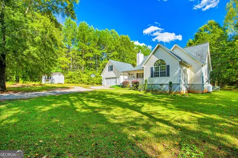 Exterior - 462 River Rd, Concord, GA 30206 photo 10 of 18