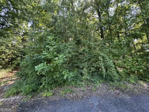 202 Cambridge Way, Macon, GA 31220