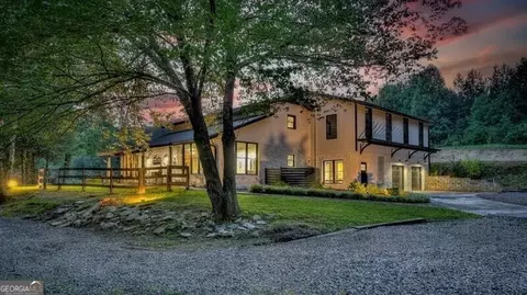 8393 Boardtown Rd, Ellijay, GA 30540