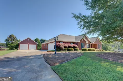 1410 Joshua Ct, Mcdonough, GA 30252