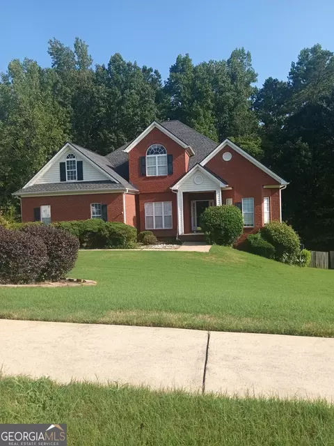 140 Ridgecrest Dr, Fayetteville, GA 30215
