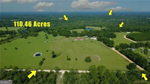 91 Cane Cir, Nahunta, GA 31553