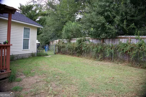 Exterior - 349 Skyline Blvd, Lyons, GA 30436 photo 2 of 3