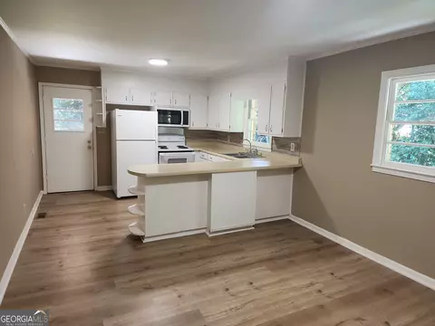 Kitchen - 59 Sunset Ln, Toccoa, GA 30577 photo 1 of 3